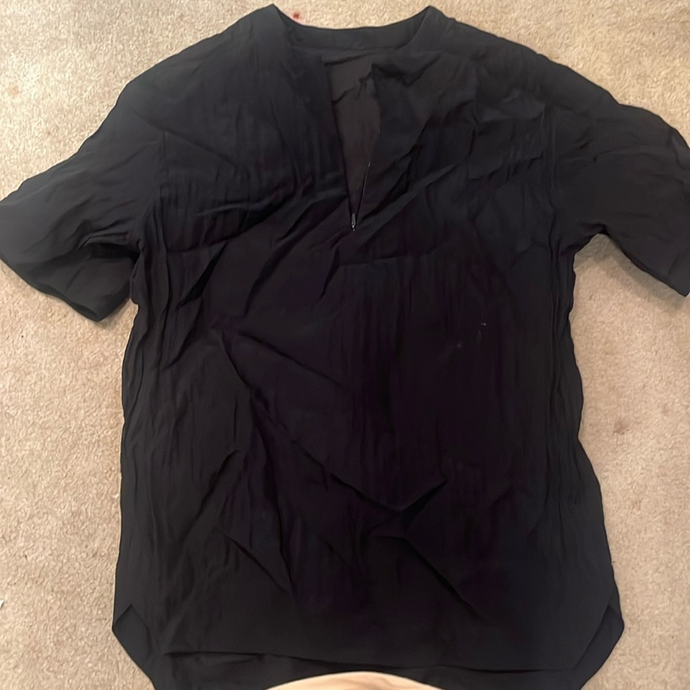 Lulu lemon quartzip top